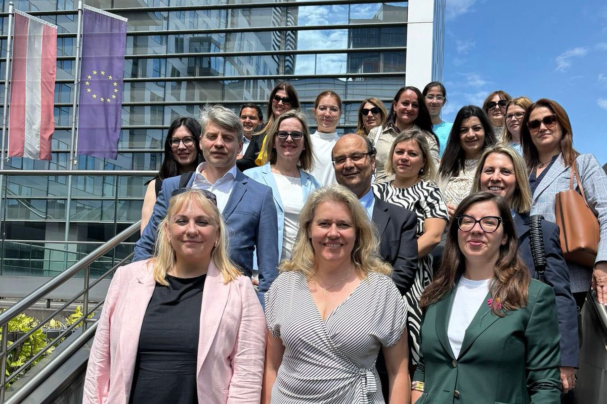 Yearly seminar of the AEAJ Taxation Working Group in Vienna on « Challenges of Digital Markets ».

The event was hosted by the 🇦🇹Bundesfinanzgericht (Federal Tax Court) with a visit of the BvGH (Supreme Adm. Court).

Vielen Dank an die 🇦🇹 Kolleg.inn.en für ihre Gastfreundschaft!