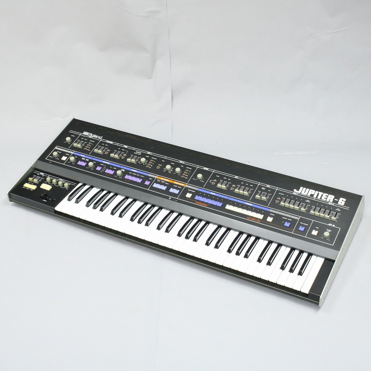 ishibashichamz's tweet photo. イシバシ楽器 御茶ノ水本店 さながら Roland ミュージアムです。
https://t.co/KT7y2zvL4G
#SYSTEM100 #TR808 #VP330 #JUPITER6 https://t.co/zykIgXIh98