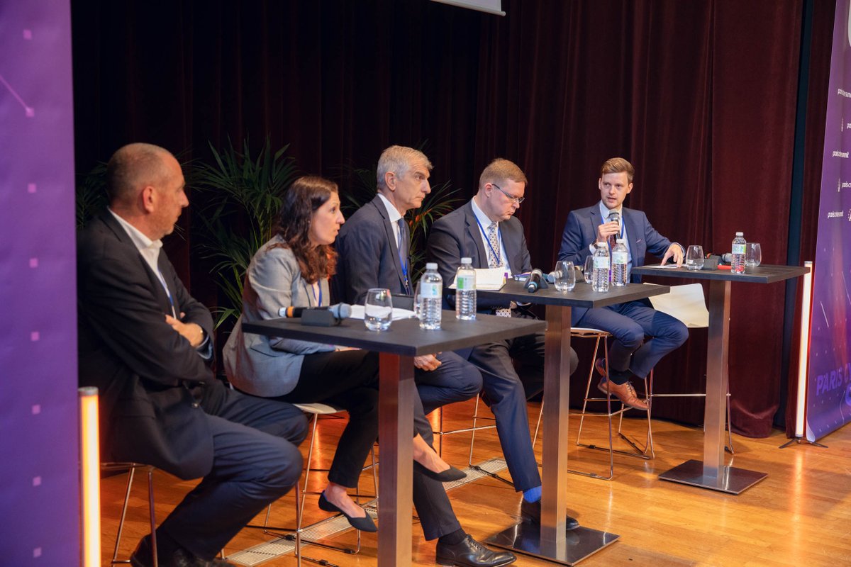 MZinkanell's tweet photo. #AI was a central theme at this year's @ParisCyberSumIT. Therefore, it was my great pleasure to moderate the extremely insightful session on #AI‘s potentials for security and defence. Many thanks to @SebGarnault and the entire #PCS24 team. https://t.co/CURUOC1nbL