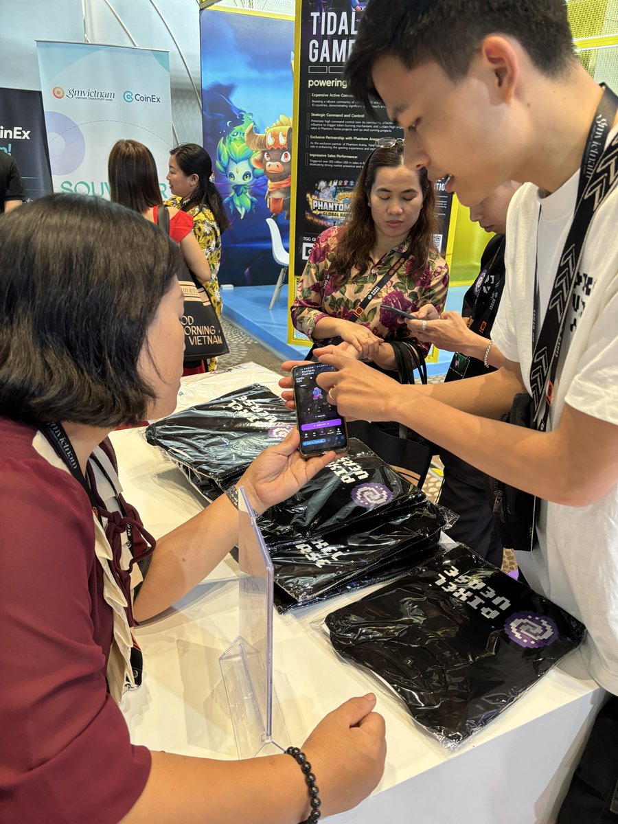🌟 Currently at <a href="/gmvn_official/">GM VIETNAM (🌞,🇻🇳) | Vietnam Blockchain Week</a>, over 10,000 people are wear around the neck <a href="/pixelverse_xyz/">Pixelverse</a> ! 🚀

With more than 3 million daily active users in our ecosystem, today we've created an incredible event. 

A huge thank you to our partners, <a href="/KyrosVentures/">Kyros Ventures</a> , and our amazing community.
