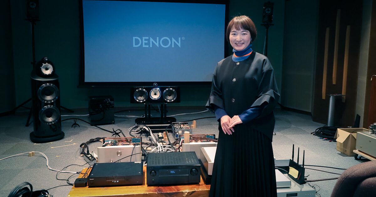 DenonJP's tweet photo. クラシック音楽ファシリテーター飯田さんの 「初めてイマーシブオーディオでクラシックを聴いてみた」

オーディオの専門家としてもテレビ出演や出版など大活躍中の #飯田有抄 さん。最新のイマーシブオーディオをたっぷり体験してもらいました。
#デノンオフィシャルブログ 
https://t.co/o9UNWfCPhJ https://t.co/6f7MWwqntQ