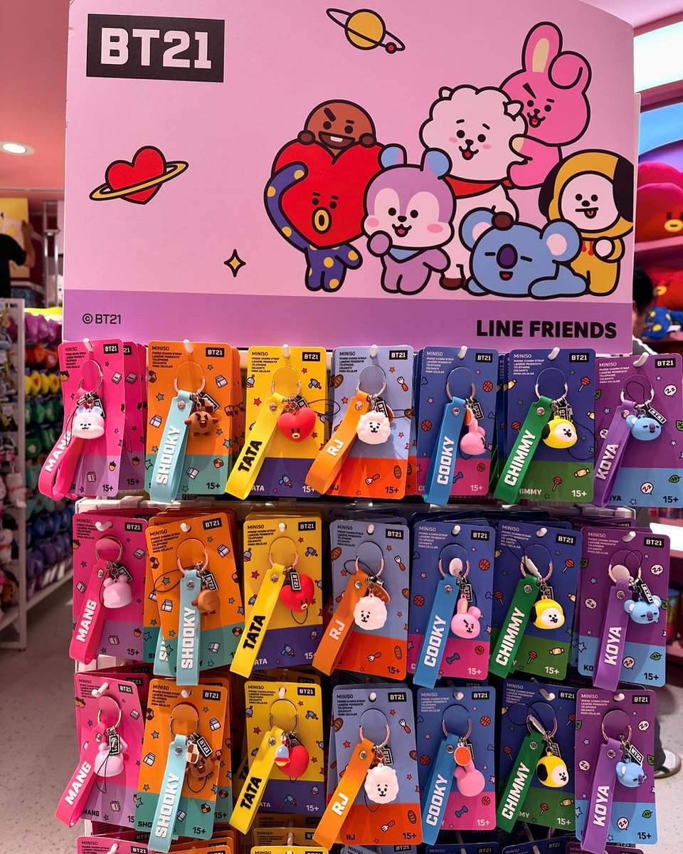 rantyade203's tweet photo. Gantungan lucu² dari BT21 MINISO INDO gini 👇🏻 bakal launching di Miniso loohh😭 aakkk.. mau banget buat borong.. #MINISOINDO https://t.co/LN99BraN1e