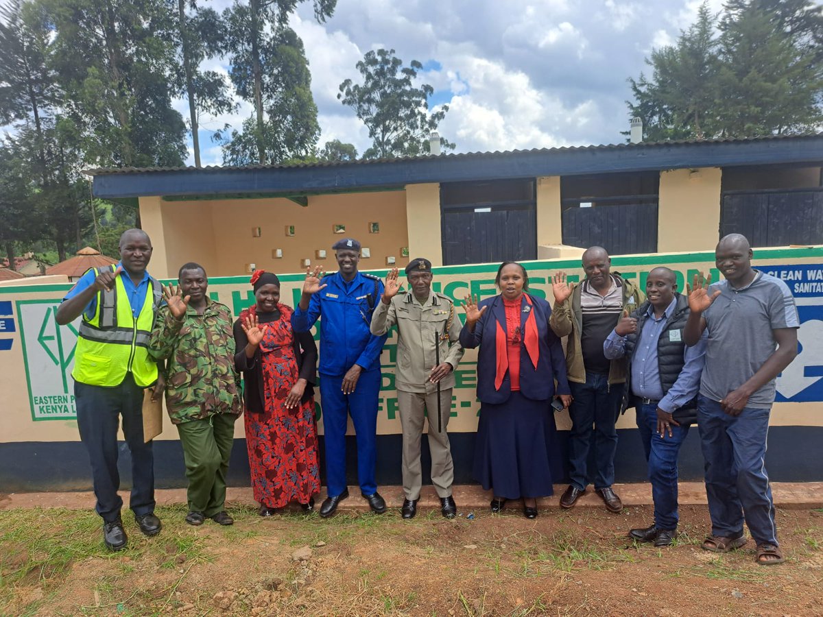 EPK constructed and handed over a 4 door sanitation facility at Nandi Hills Police Station as part of our commitment to promoting access to sanitation and promoting service delivery to the community.

#EasternProduceKenya #SDG6 #EPK