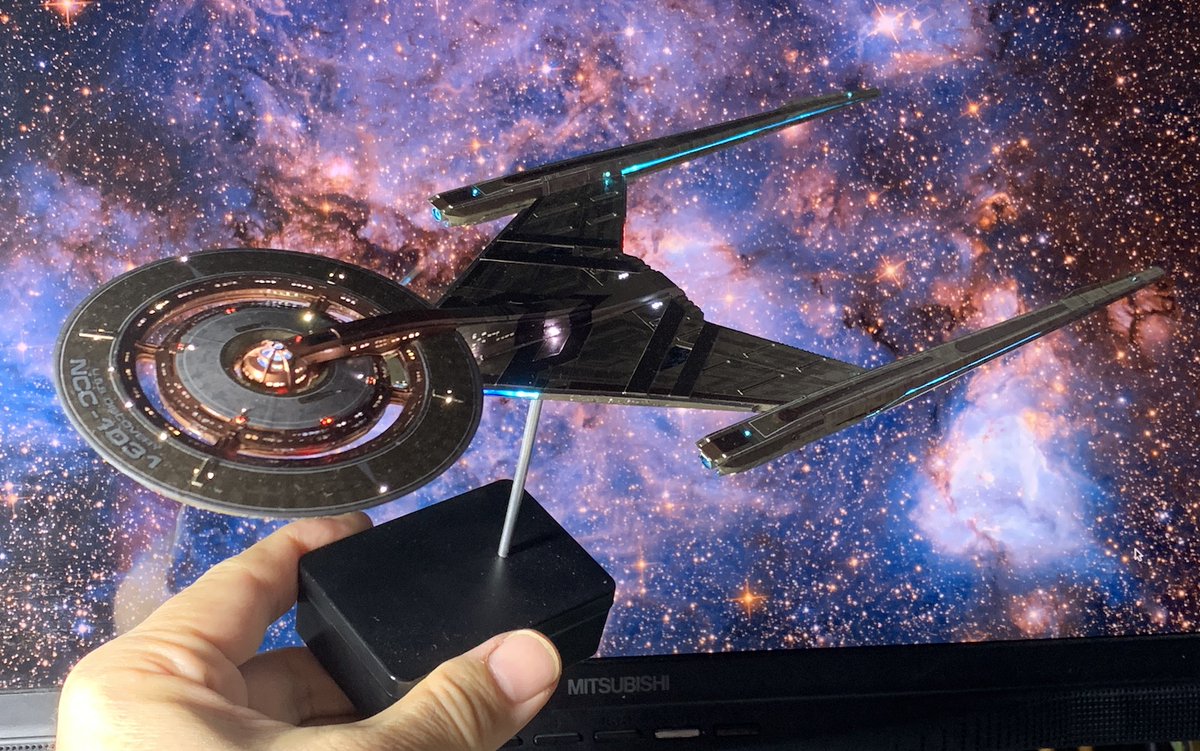 yolozyaTOM's tweet photo. #手が写ってる模型を載せよう　

#startrekdisco  #スタートレックディスカバリー
 #Polarlights 1／2500
#StarTrek https://t.co/pEe2bJ3Zxj