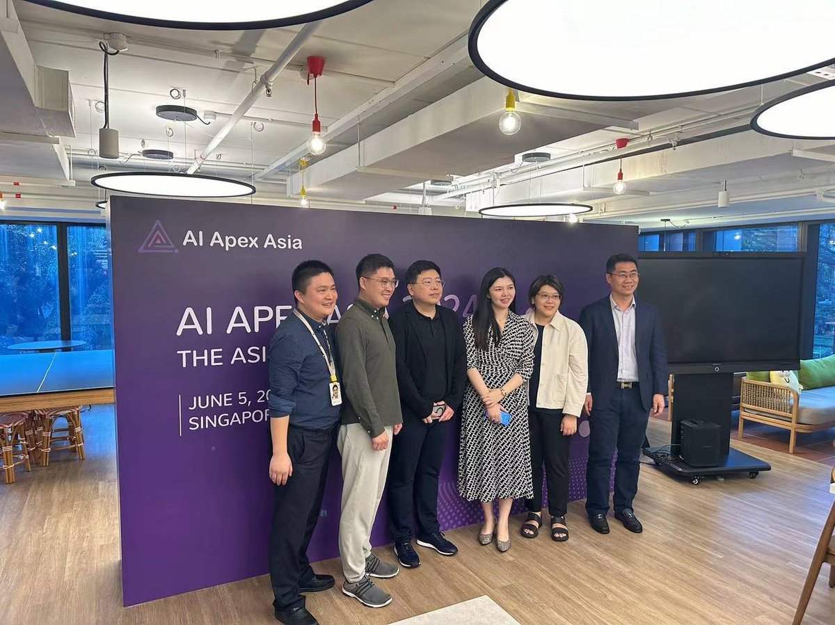 AIApexAsia's tweet photo. The inaugural @AIApexAsia 2024 conference, held on June 5th in Singapore, concluded with resounding success, highlighting Asia's burgeoning leadership in the global #AI landscape. 

Themed "The Asia Advantage", the exclusive event brought together over 100 esteemed guests - leading researchers, developers, policymakers, industry leaders & investors from across Asia.

It provided a valuable forum for these key stakeholders to exchange ideas, explore critical AI challenges & opportunities, and chart a path for Asia's continued AI leadership.