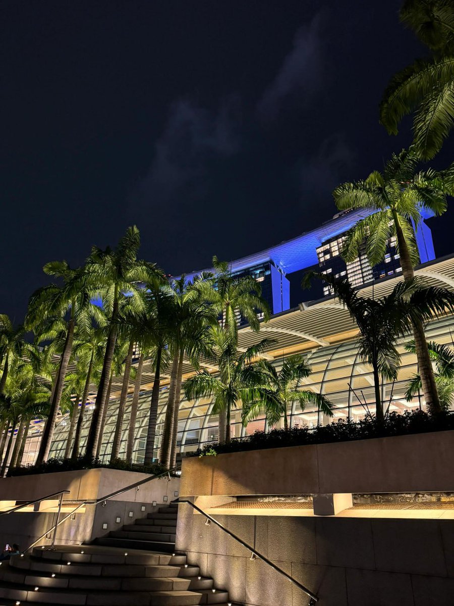 luaar22's tweet image. Everything has beauty, but not everyone sees it.