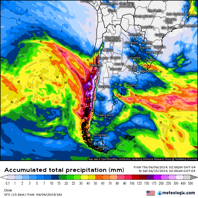 EdoWeatherman's tweet photo. Hablemos del gran temporal de mediados de la próxima semana (miércoles 12 y jueves 13 de junio).

1. Es un temporal con mucha energía que abarcará deade la región de Coquimbo a la de Aysén. Producirá flash flood o inundaciones repentinas debido a intensa lluvia en breves periodos de tiempo. Especialmente noche de miércoles a jueves.

2. El viento en la costa alcanzará ráfagas sobre 65-85 km/hr entre Valparaíso y Biobío. No descarto que en la costa central supere los 90-100 km/hr.

3. Se esperan marejadas anormales destructivas que danarán las playas. Marejadas sobre 5 metros.

4. Los mayores acumulados de agua se darán en el tramo costero desde Coquimbo a Biobío y en sectores interiores de la zona central y sur. Habrá sectores que superarán los 70-100 mm en 24 horas de lluvia.

5. Posibles tormentas eléctricas en todo el tramo, esto puede aumentar montos de agua y causar mayores complicaciones.

Las autoridades deben estar preparadas para potenciales daños a infraestructura y población en general. Personas afectadas por incendios deben ser resguardadas.

Estaré actualizando esta información los próximos días.