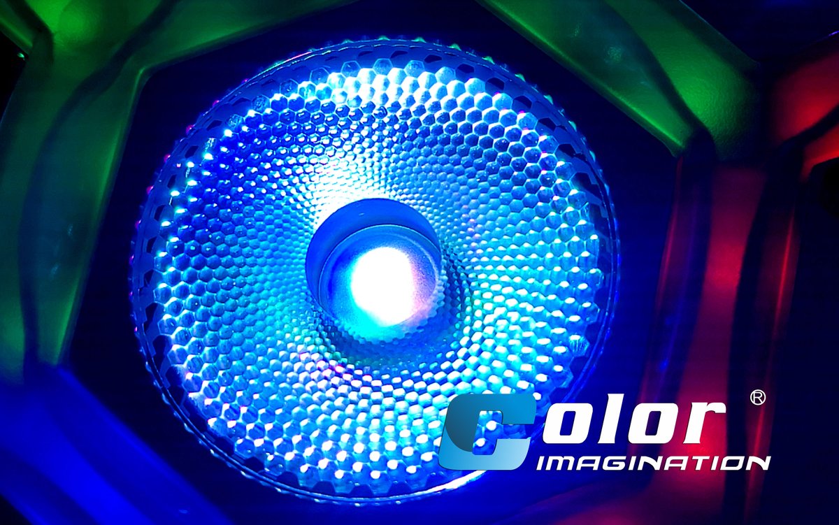 stages_Jack's tweet image. 🙉The white version of the SMARTPAR 712E is also an excellent choice, adding a touch of elegant purity to your space!

#Colorimagination #Smartpar #parlight #parcan #parlights #stagelight #stagelights #lightfactory #rgbwlight