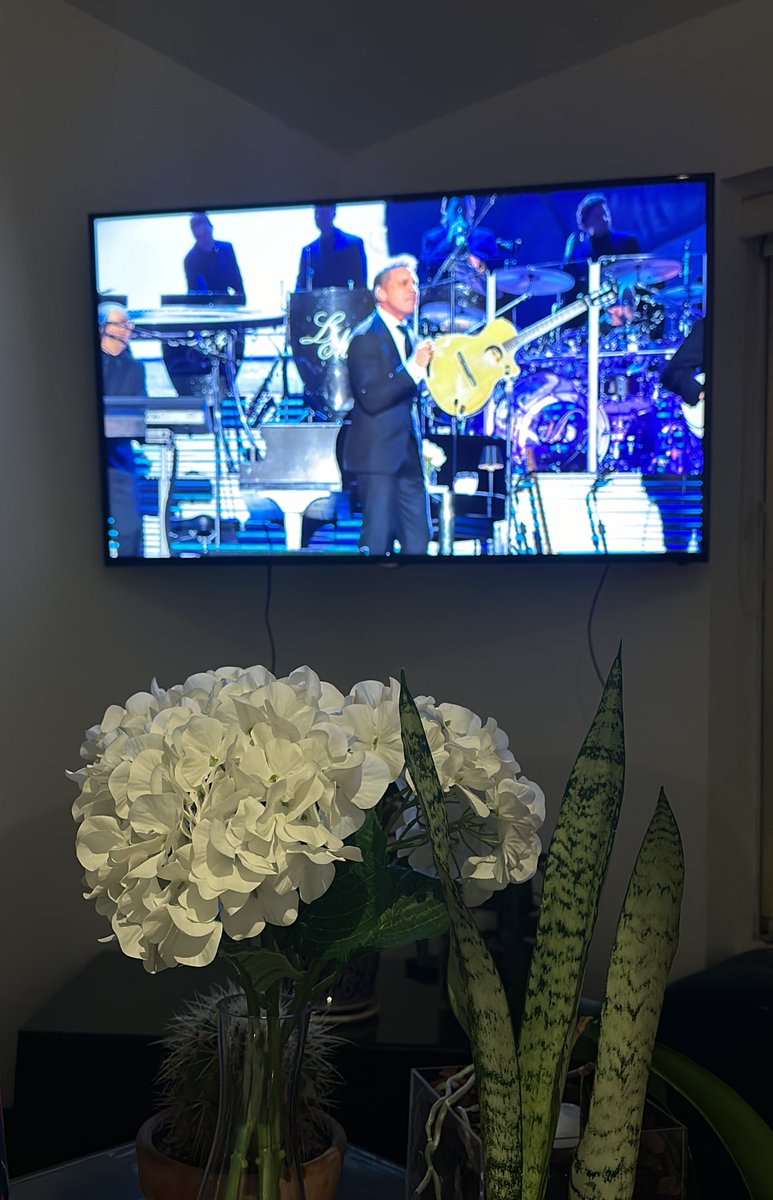 CereOficial's tweet photo. ¡Esa no porque lloro! #CulpableONo @LMXLM ♥️ https://t.co/6j7uVghCap