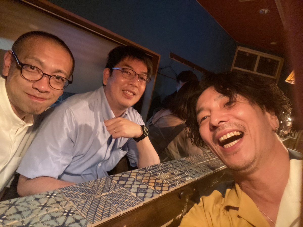BAR_NOSU_2012's tweet photo. 【NOSU Last week6日目］
昨夜は、座れない、入れない、氷が足りない等、、と落ち着かない店内で申し訳ありませんでしたー
町田時代の親友K君が洗い物を手伝ってくれて助かりました！
残り数日の営業ですが、ご都合良い方、1杯でもお立ち寄りください！ https://t.co/1tGhcbQapP