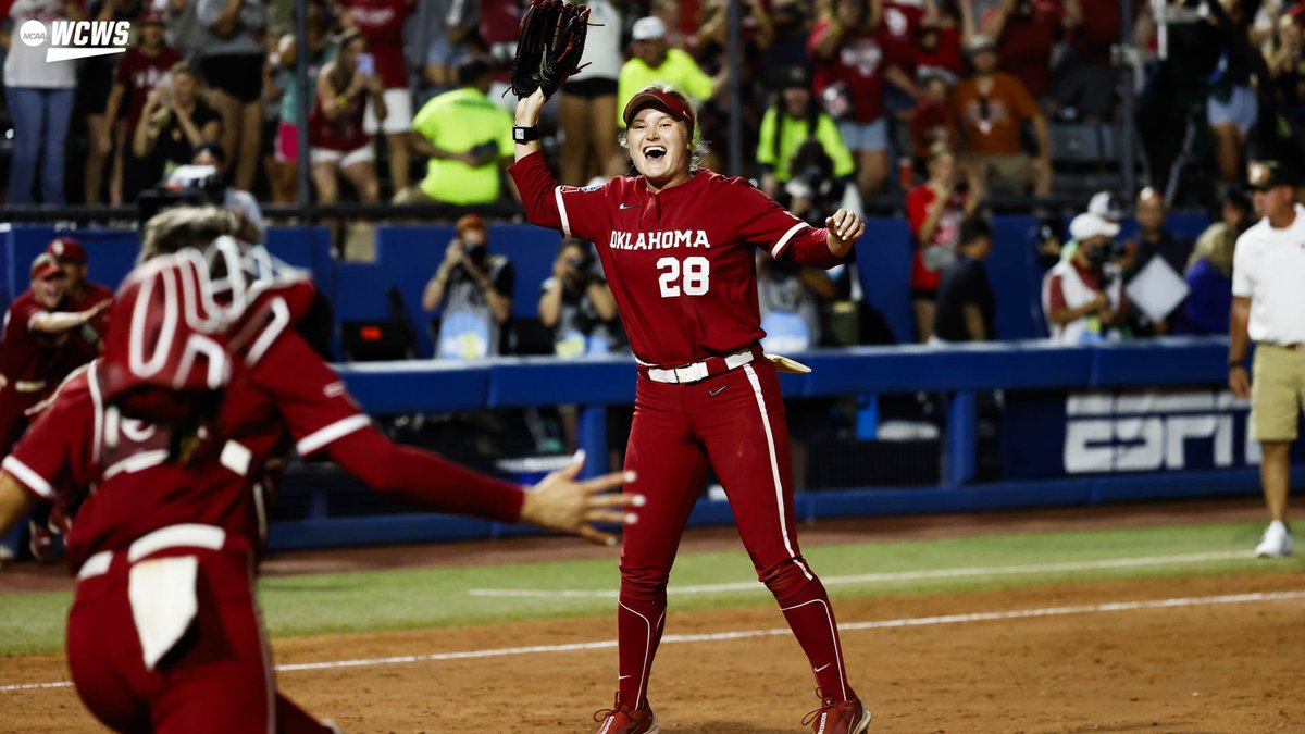 NCAA Softball tweet media