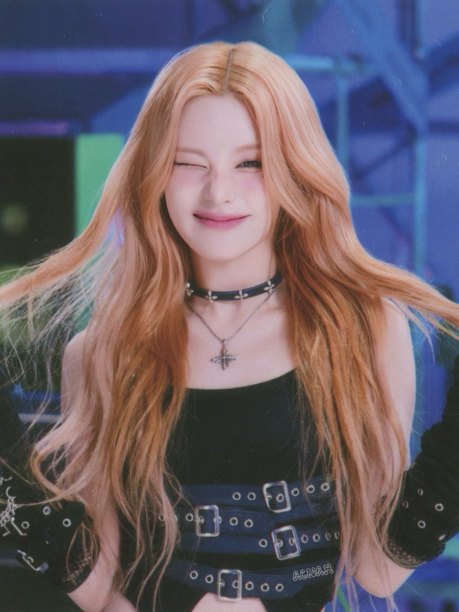 mid_zy_'s tweet photo. 아 진자 개예뿌게생겻네......🥹🥹🥹 https://t.co/iyvksSCekp