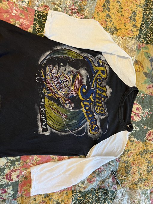 Are there any fans of mine that have/are willing to trade me TRUE vintage 70s 80s or 90s T-shirts for