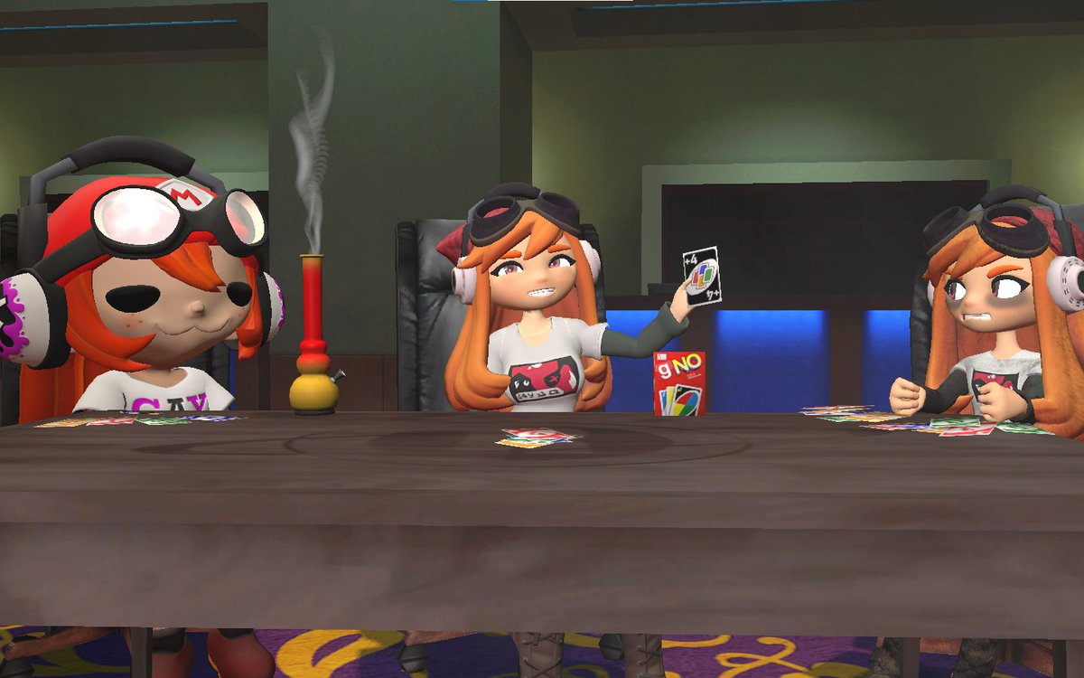 MeggyParody's tweet photo. Playing Casino with the Megs, just lost to this big titty bitch me. Gonna gamble abit more https://t.co/rfAXaGPu3h