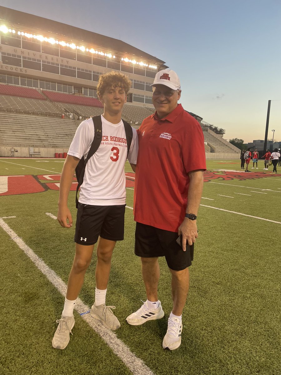 SamSollie tweet media