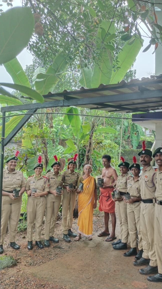 nccmesmaramplly's tweet photo. WORLD ENVIRONMENT DAY 2024

"OUR LAND, OUR FUTURE🍃
.
.
.
.
.
.
@NCC_KER_LAK_DTE 
@DefencePROkochi 
@DefencePROTvm 
@HQ_DG_NCC 
#EnvironmentalResponsibility #naturelove #EnviroWeek #ncc https://t.co/4Q5t5eSREl