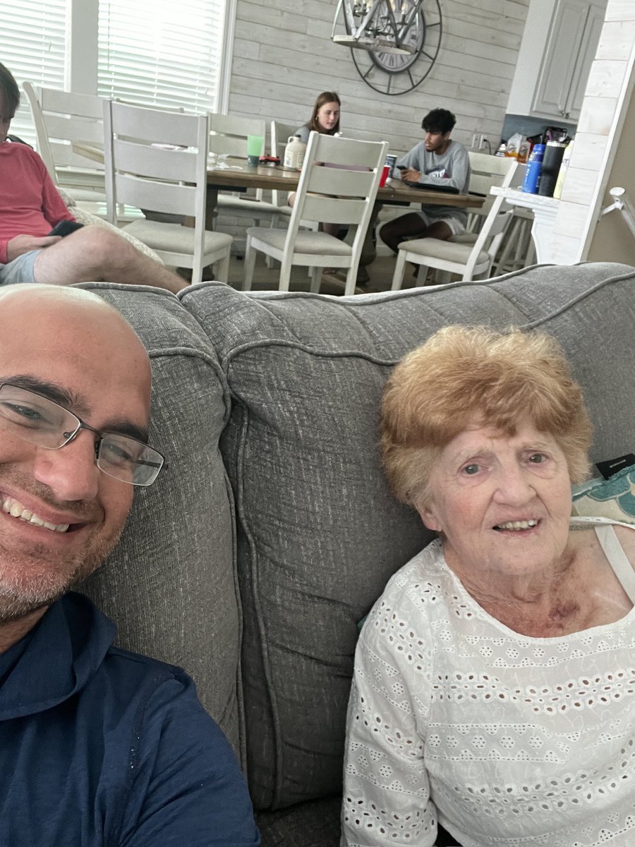 Brett Bonnaffons tweet media