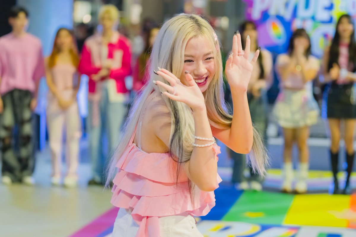 FLIP_FROMNO1R's tweet image. #BellFLIP 
#MeepoohFLIP 
#PrideMove
#PrideMonth 
#FLIP_FROMNO1R 
#NO1R_OFFICIAL