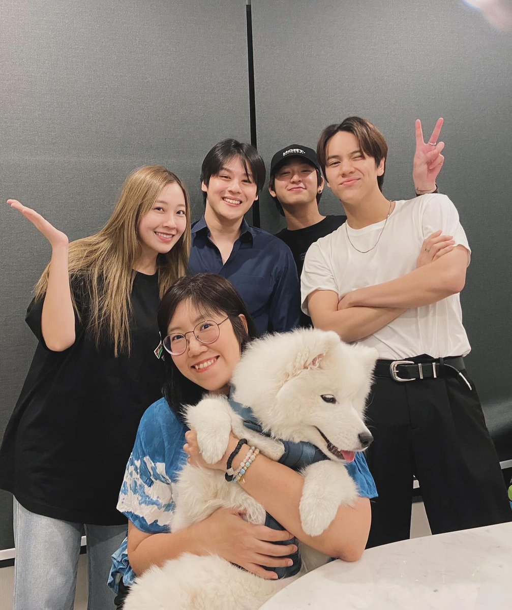 CHIMÒ____ÓN tweet media