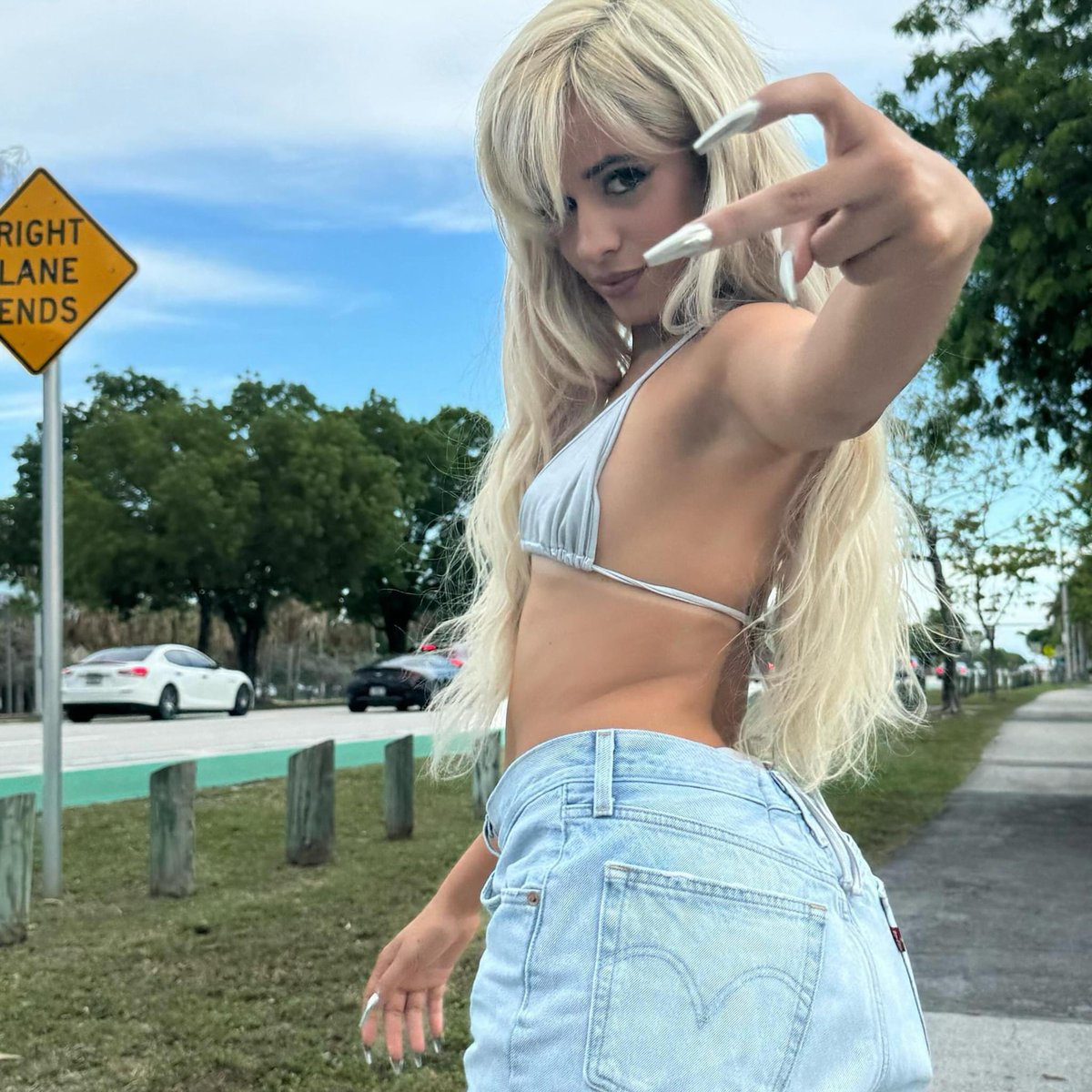 Camila_Cabello's tweet photo. i’m in Miami bitches

party tomorrow at lot 11 at 6 pm 
301-349 NW 2nd street 

c 💘 https://t.co/BFzuMSSO8A