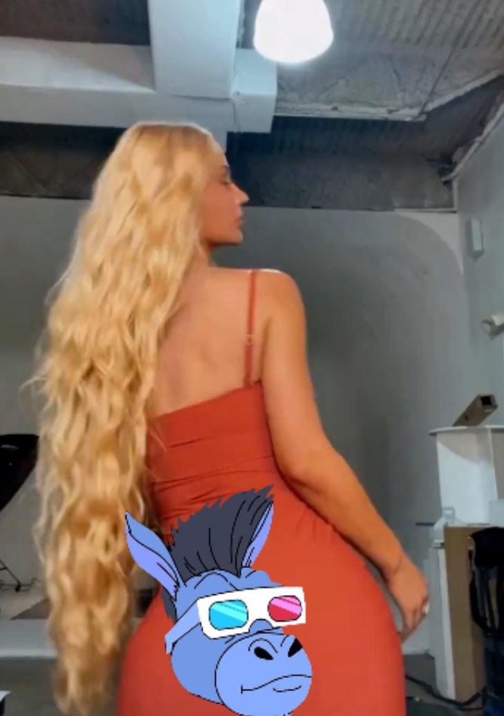 $Mother you have a big ass! $Donke 🫏 😂
<a href="/IGGYAZALEA/">IGGY AZALEA</a> 

#Base #Onchainsummer #Coinbasewallet #1000xgem2024