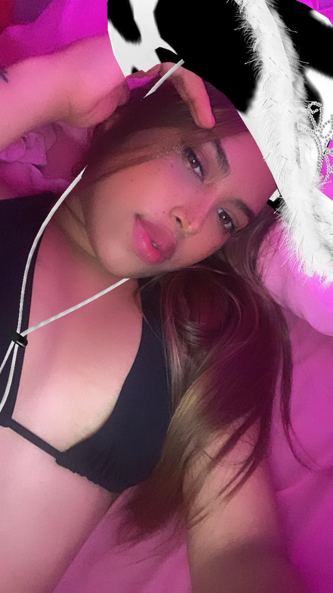 CrisMac04's tweet photo. Tu linda vaquerita 💋🔥 https://t.co/U87lX7I9xP