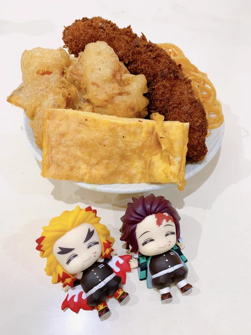 久しぶりに激安食堂へε≡≡ヘ( 'Д`)ノ相変わらずのヤバ盛りオカズと◥█̆̈◤࿉‖ワンコインでお釣りが来ちゃうのだ幸せ(  '˘`  )←単純 