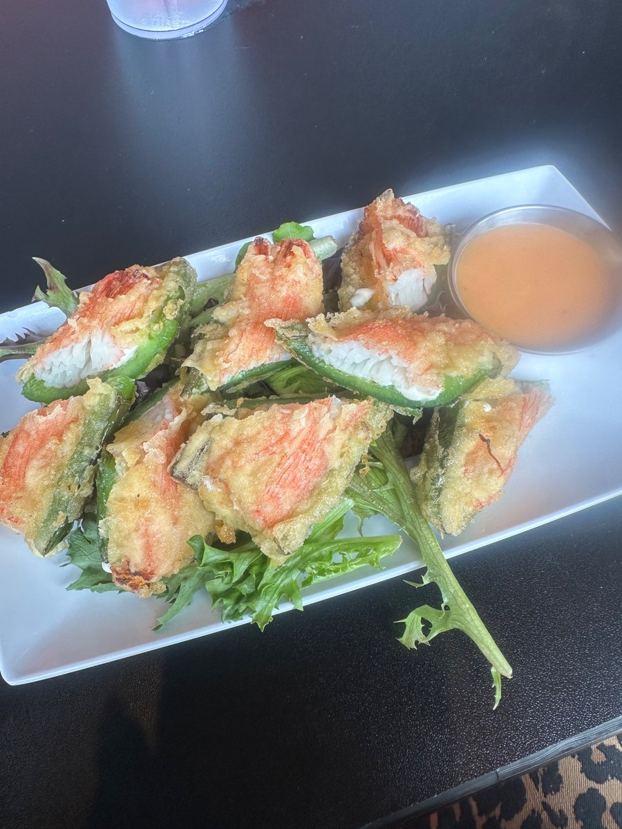 ItalyonthegoCEO's tweet photo. I enjoyed Rock and Roll Sushi‼️ https://t.co/PwaJ1onMoC