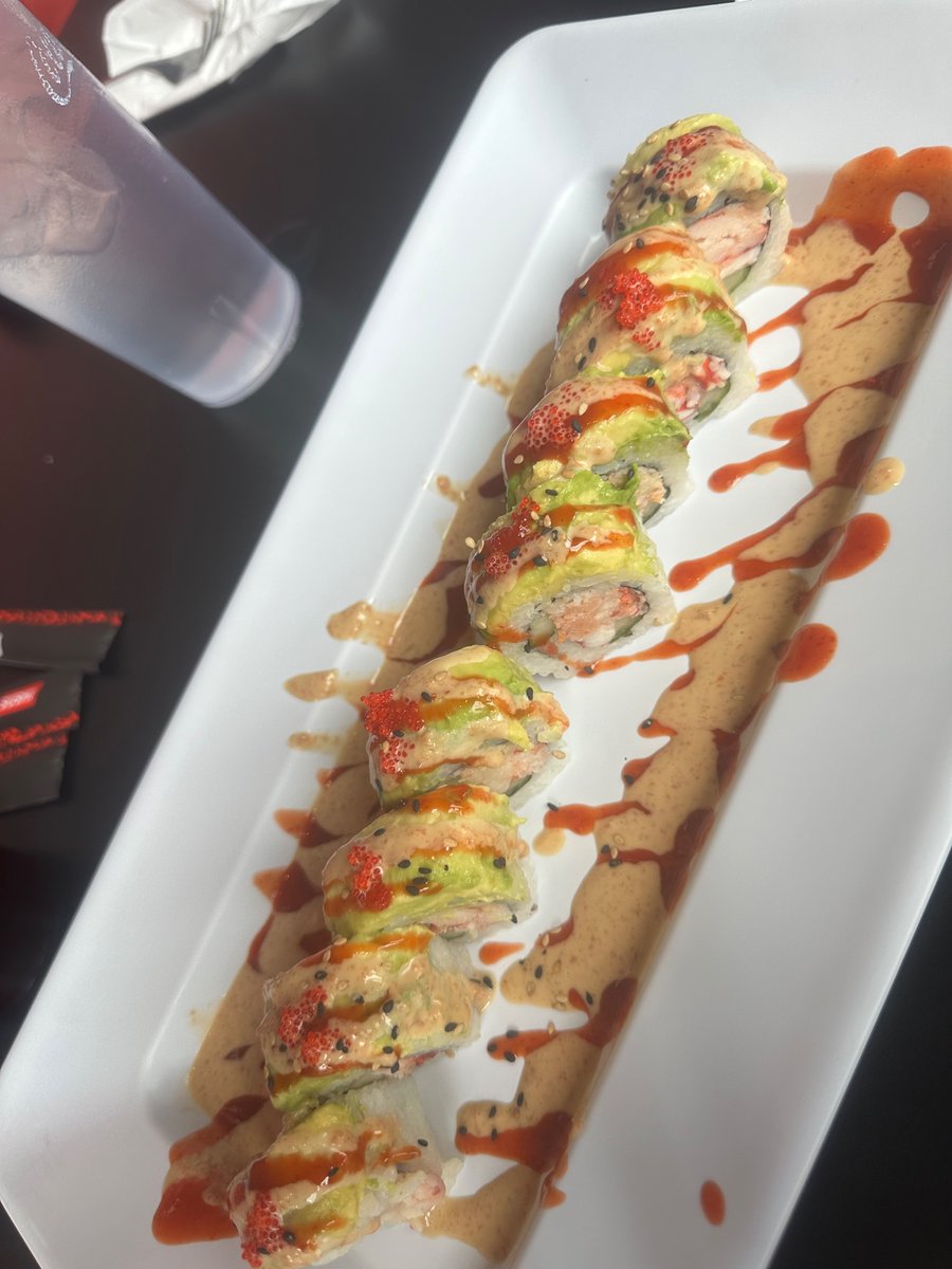 ItalyonthegoCEO's tweet photo. I enjoyed Rock and Roll Sushi‼️ https://t.co/PwaJ1onMoC
