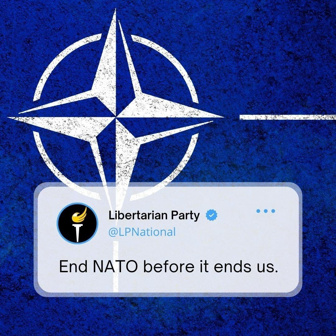 НАТО-г татан буулга гэдэг нь жинхэнэ либертари үзэлтнүүдийн, Мизесийн жигүүрийн удирдлага доорх АНУ-ын Либертари Намын байр суурь. Мөн, социализмтай тэмцэх зорилгоор анх байгуулдагдсан НАТО одоо бол дэлхийд тэгшитгэх үзэл, социализм хүчээр тархаах, Д3Д гаргах гамшиг.