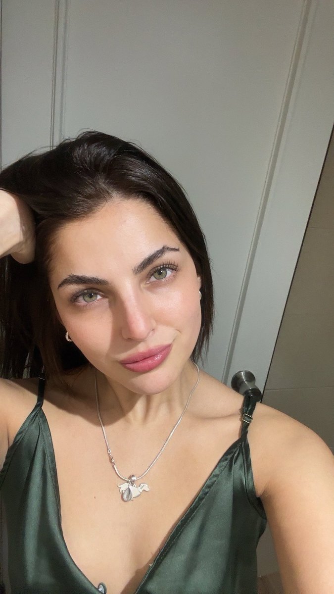 Valentina tweet media