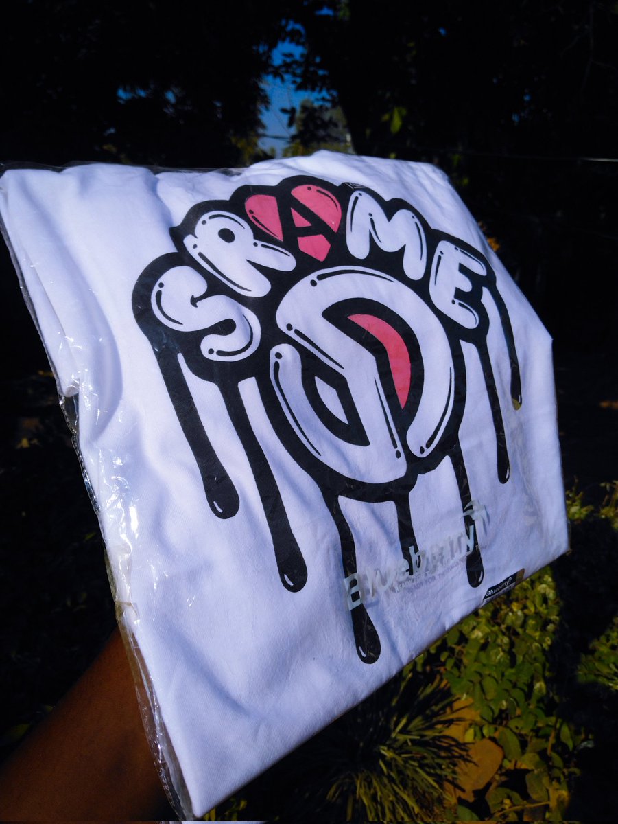 srvmebrand's tweet photo. ```Easy Fit and Easy Wear SRVME T-shirts.🤩 to Make all Colors and Sizes Happy. Wear One at the Lane, in the Back Yard or Out on the Town. ✨🔥``` ```SRVME To Dih World ❤️🔥``` https://t.co/b2zEX3flCk