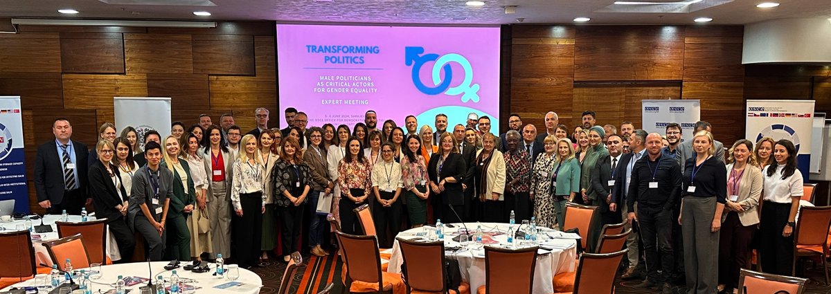 OSCE_Skopje's tweet photo. 📢 Proudly supported 🇲🇰 delegation at the “Transforming Politics” conference in Sarajevo, engaging male politicians for gender equality and ending violence against women. Looking forward to the "Sarajevo Recommendations" for real change!💪 #GenderEquality #EngagingMen https://t.co/XqSlzX7va6