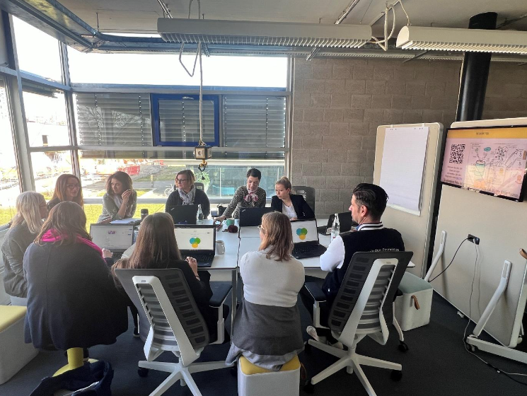 EADTU's tweet image. 🌿Exciting times at KFRU! They hosted an Educathon with 12 trainers to dive into Digital Green Education using the ENCORE Platform. Positive feedback and eagerness to implement these tools in lectures. Ready to foster sustainability and critical thinking!💡 #OER_ENCORE #educathon