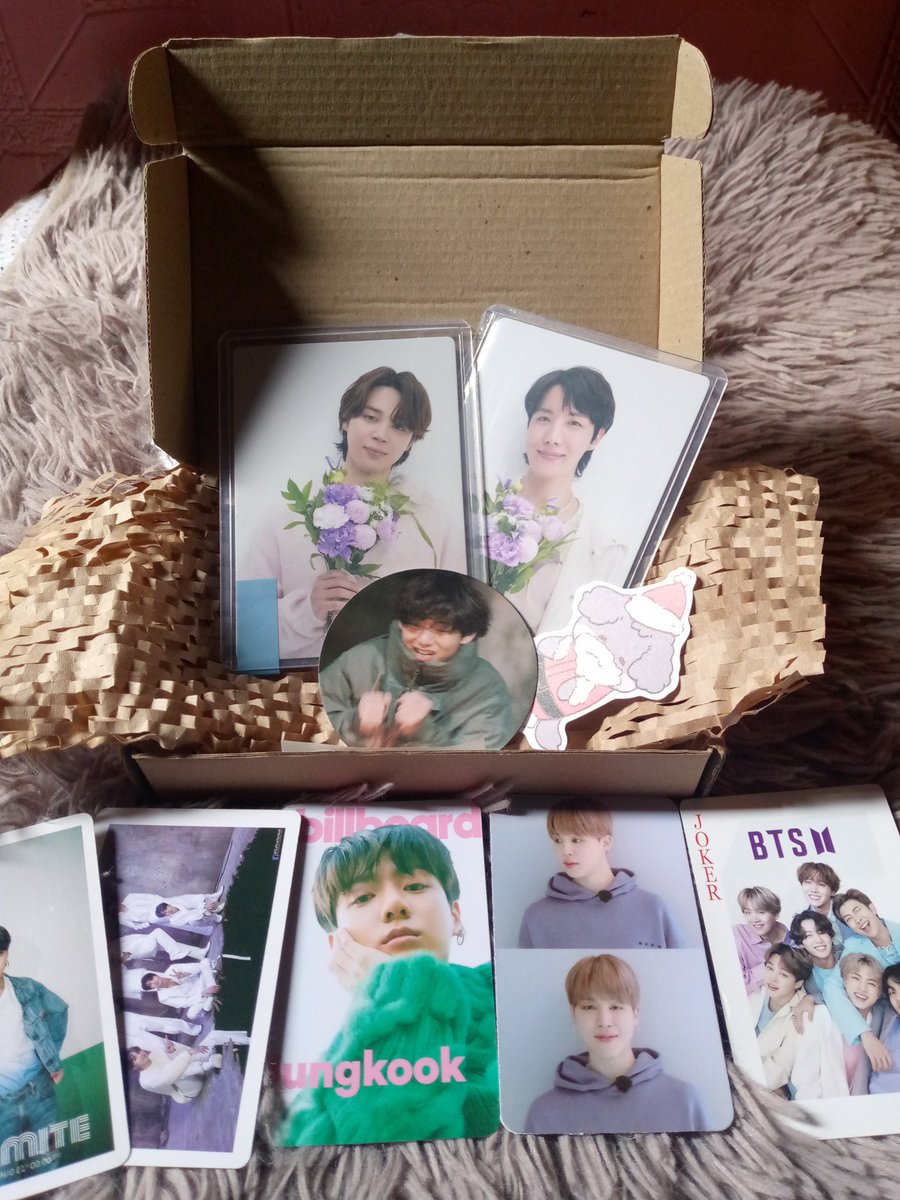 ggukiemiimi's tweet photo. ~ thankyou so much @_vkxmflti_  jihope arrive safely ! <3 untill our next budol. #Proofpatch https://t.co/ccJrqbnDz9