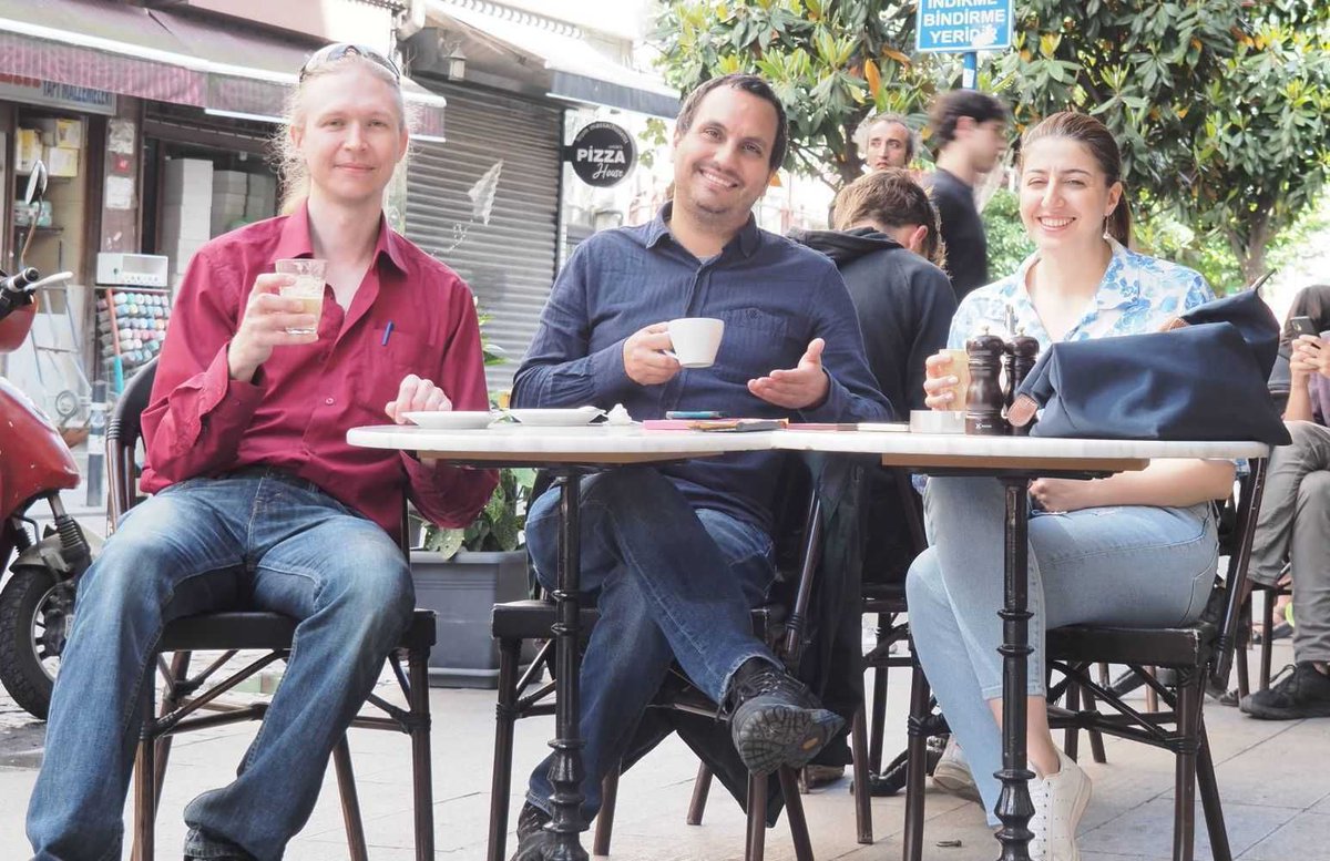 🤝 🌐 Patio Uluslararası Kooperatifler ağının bir üyesi olan RAD COP'tan Yuliy ile İstanbul ziyaretinde görüşme şansı bulduk. 

🤝 🌐 We had the chance to meet with Yuliy from RAD COP which is also a member of Patio International Network <a href="/PatioCoop/">PatioCoop</a> , during his visit in Istanbul.