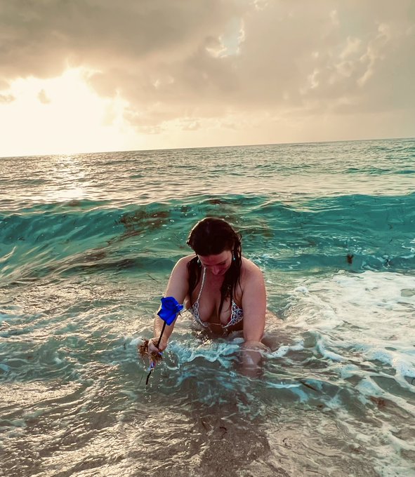 Hey all 👋 been a minute lol. Moving back to Vegas June 13th to start shooting again. Shout out to @itsricoreyes