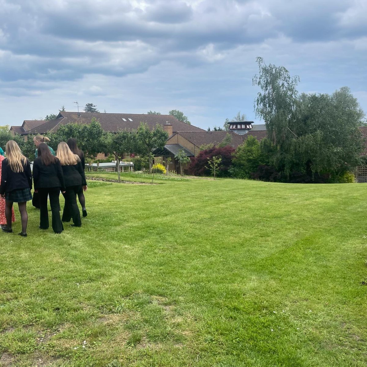 Manor House tweet media