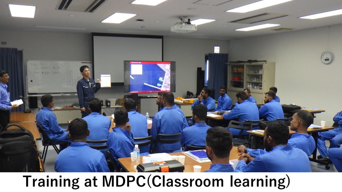 JCG_koho's tweet photo. #MCT participated in the oil spill response training for #SLCG during May 20-24 as the training's evaluator at the #MDPC in #Yokosuka. This time the SLCG team was lead by their DG and he kindly made a courtesy call to the Commandant of JCG.
#FOIP
https://t.co/yhsyKPOcSO https://t.co/7WE4QxRPhJ