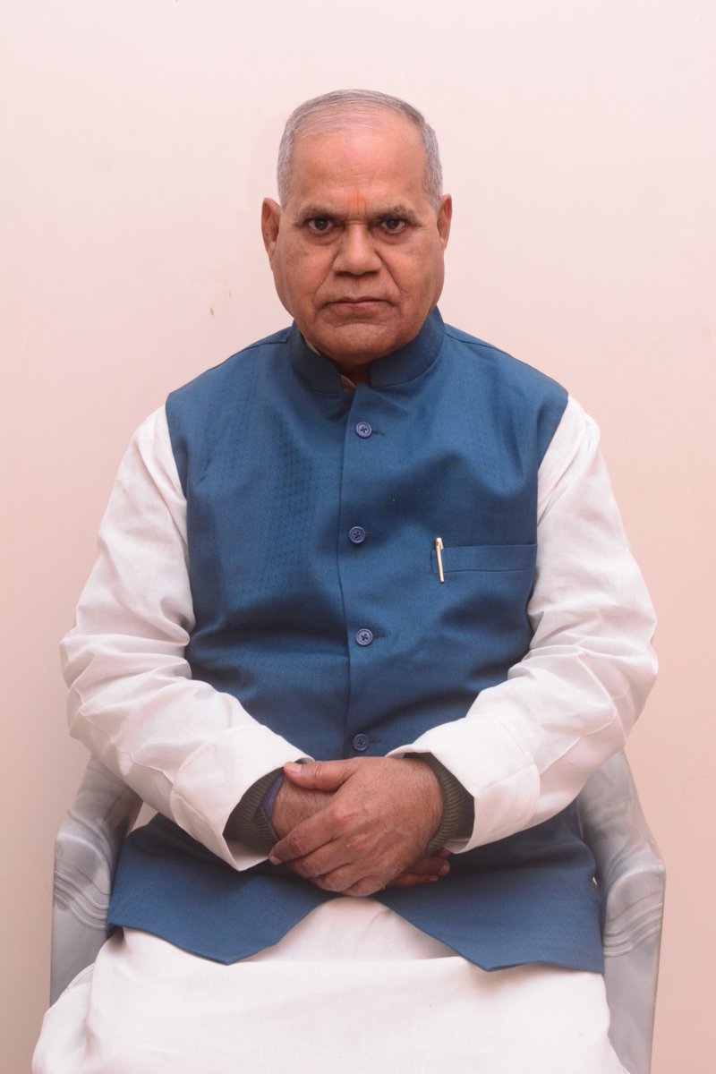 Prabhasfan12697's tweet photo. हम वैश्विक जांच के दायरे में हैं। रमेश चंद्र तोमर ने कहा, मोदी जी के खिलाफ विरोधी ताकतें हार गई हैं।
#TomarGuruji_WithModiji  @rc_tomarBJP @narendramodi @AmitShah https://t.co/LyNwAPza4o