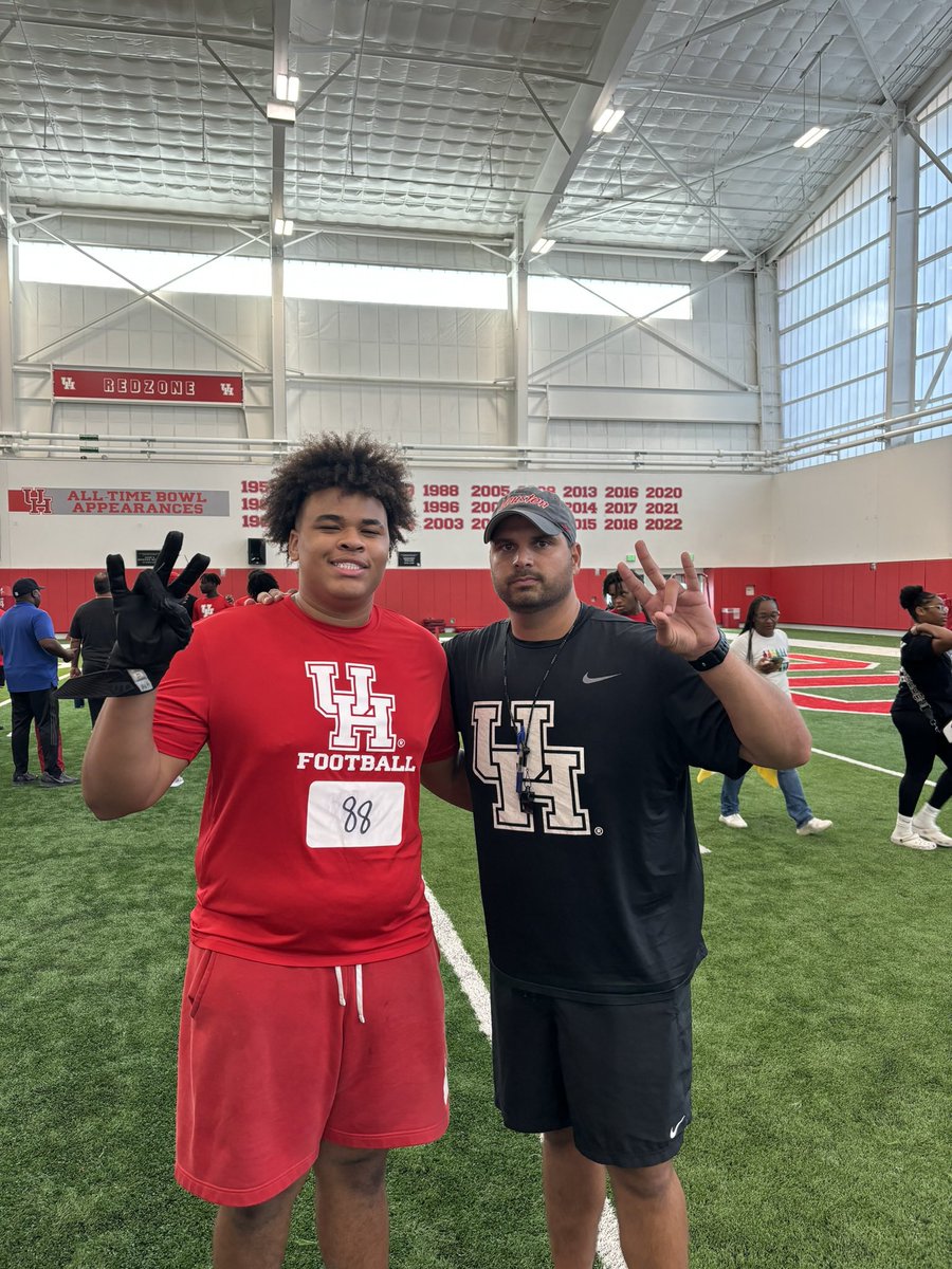 Xavier Jones tweet media