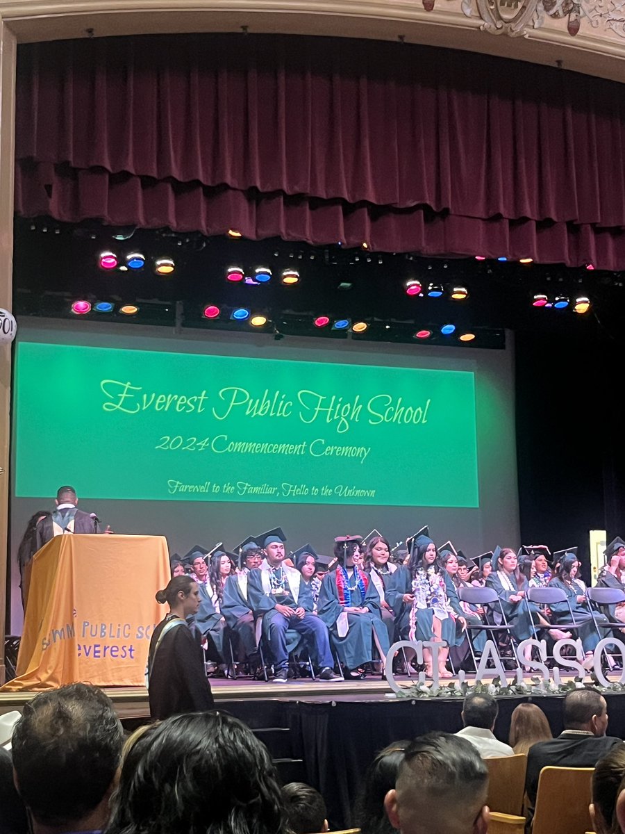stevenhumphreys's tweet photo. Grads at Summit Shasta and Everest public schools, wonderful human beings.  Starting high school freshman year during covid-  few have been so challenged at such an important time in life and came out so strong. Congratulations graduates! and thank you Summit PS teachers &amp; team! https://t.co/BvQDZLfN1j