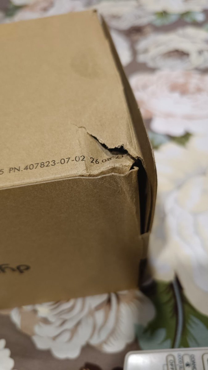 abi1402's tweet photo. @MyntraSupport I ordered a @DysonIndia airwrap appliance frm Myntra on 26 May. I rcvd it on 2nd June &amp; to my surprise I rcvd a used product.All thanks to @myntra my experience of using a @Dyson product was shattered &amp;the Myntra support is unable to provide resolution since 4 June https://t.co/eHdfLfIoTV