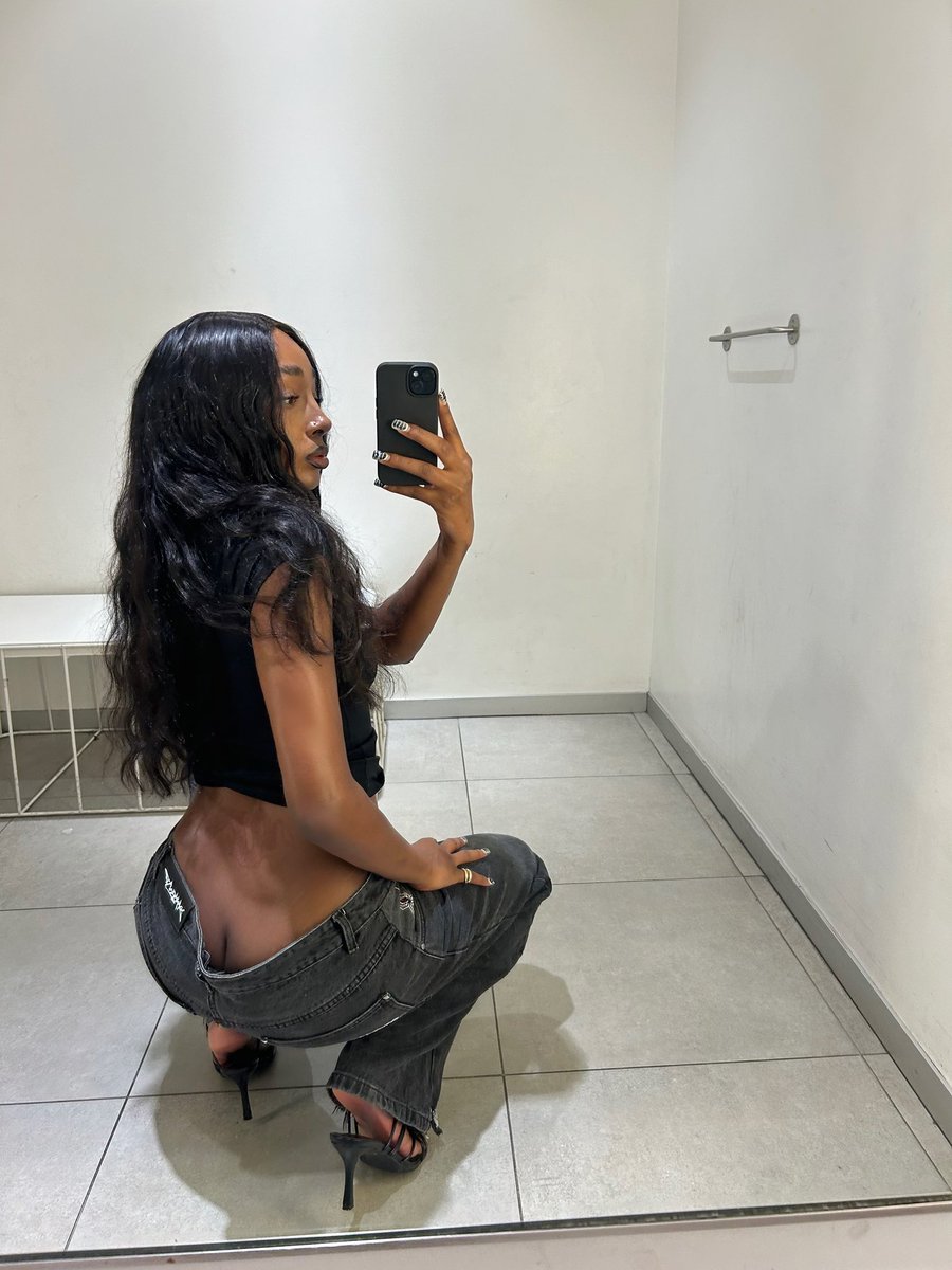 slimeeebarbi's tweet image. 🕷️