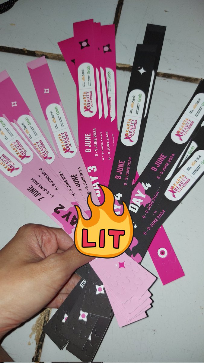 Bikin CV Resume Tiket JXB tweet media