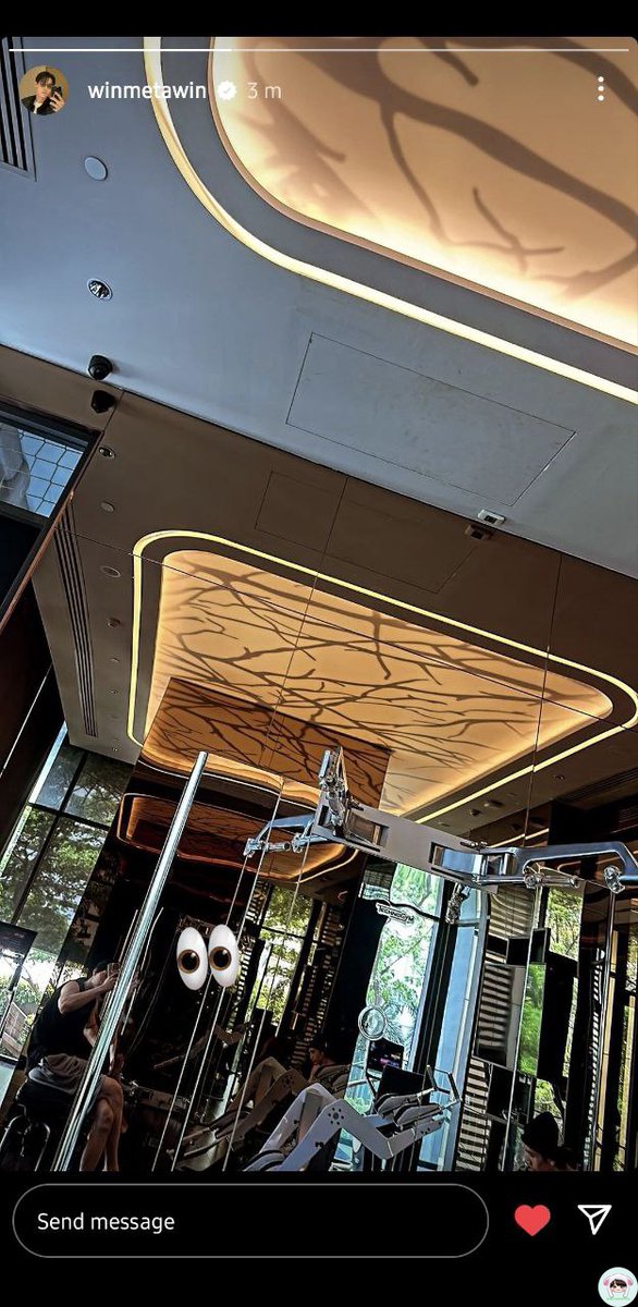 siang siang enaknya olah raga winme!