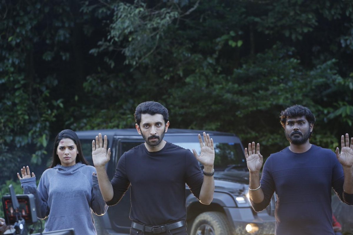 KollywoodStreet's tweet photo. #Weapon - #KollywoodStreet Review - 3.5/5
👉 https://t.co/C6UoqdohcP
@Abdulkaderoffl @manzoorms #Sathyaraj @GuhanSenniappan @iamvasanthravi @DirRajivMenon @Rajeev_gpillai @TanyaHope_offl @GhibranVaibodha @MeenaChabbria2 @SureshChandraa @DoneChannel1 #WeaponReview https://t.co/Wv9YRhPVUe