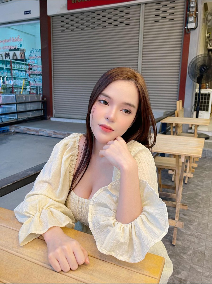 Anong786's tweet photo. เราก็เหมือนปัญหา ที่เข้ามาเพื่อให้เธอแก้ https://t.co/juAYnJbcKY