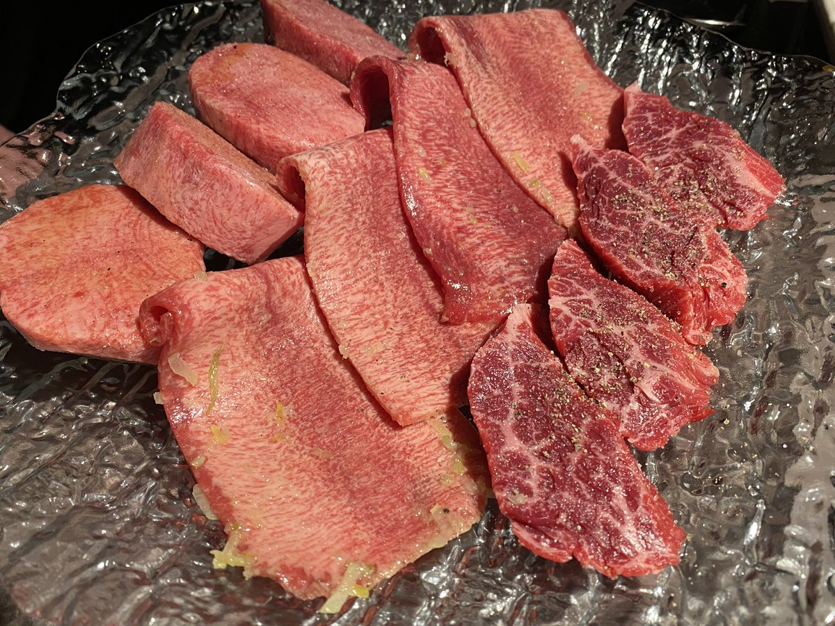 minidevilcchan's tweet photo. 肉好き女子による東京のガチで美味しい焼肉。

①焼肉冷麺ユッチャン。(六本木)
②焼肉おくむら(麻布十番)
③赤坂焼肉うしや(赤坂)
④焼肉一七三(恵比寿)
⑤鬼亭(渋谷)←鶏
⑥うし松(広尾)
⑦Ushigoro.S(西麻布)
⑧ Cossott’e sp(麻布十番)
⑨肉屋田中(銀座)←肉懐石かな？ https://t.co/9WQ9uhhaaW