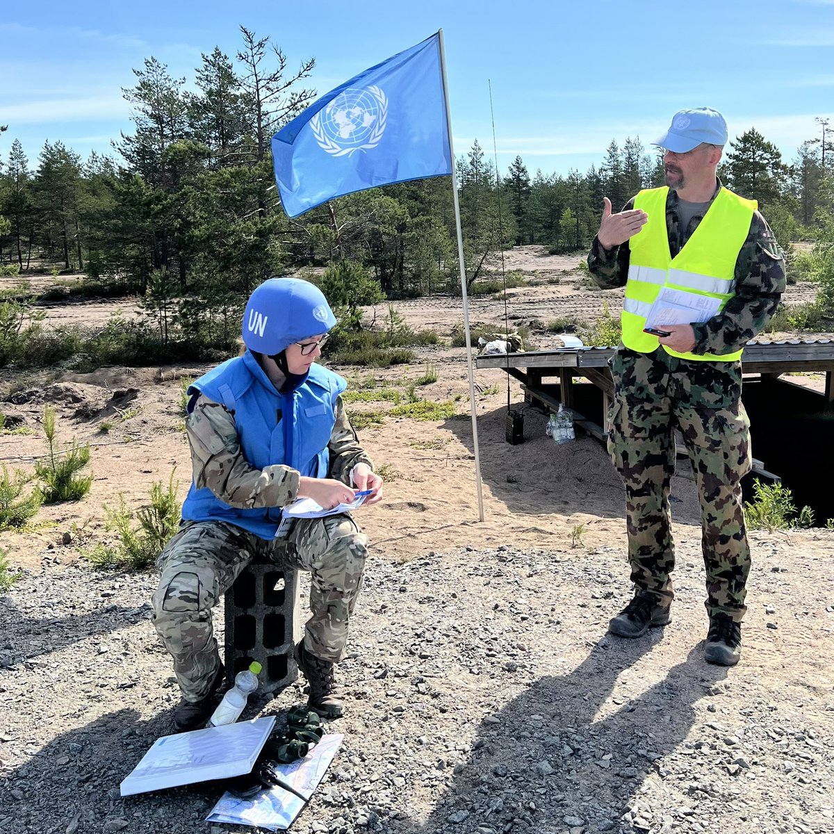 FINCENTFI's tweet photo. Excellent team of well motivated and hard working future UN military observers completed their intensive 3-week training today! Job well done!
Be safe out there!
#UNMOC #UN #peacekeeping https://t.co/S0LZD95wLG